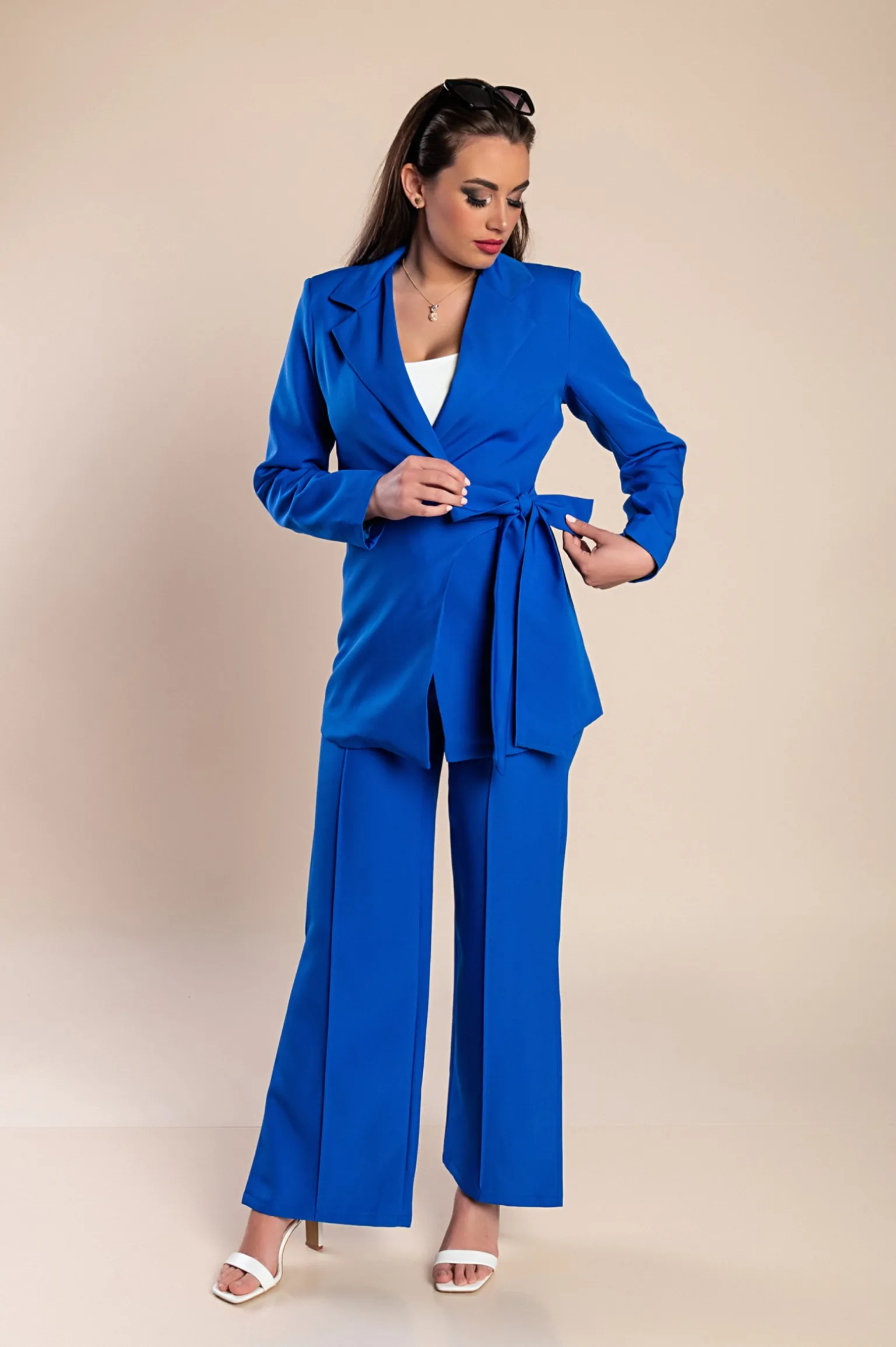 Tailleur pantalone elegante tinta unita, blu royal