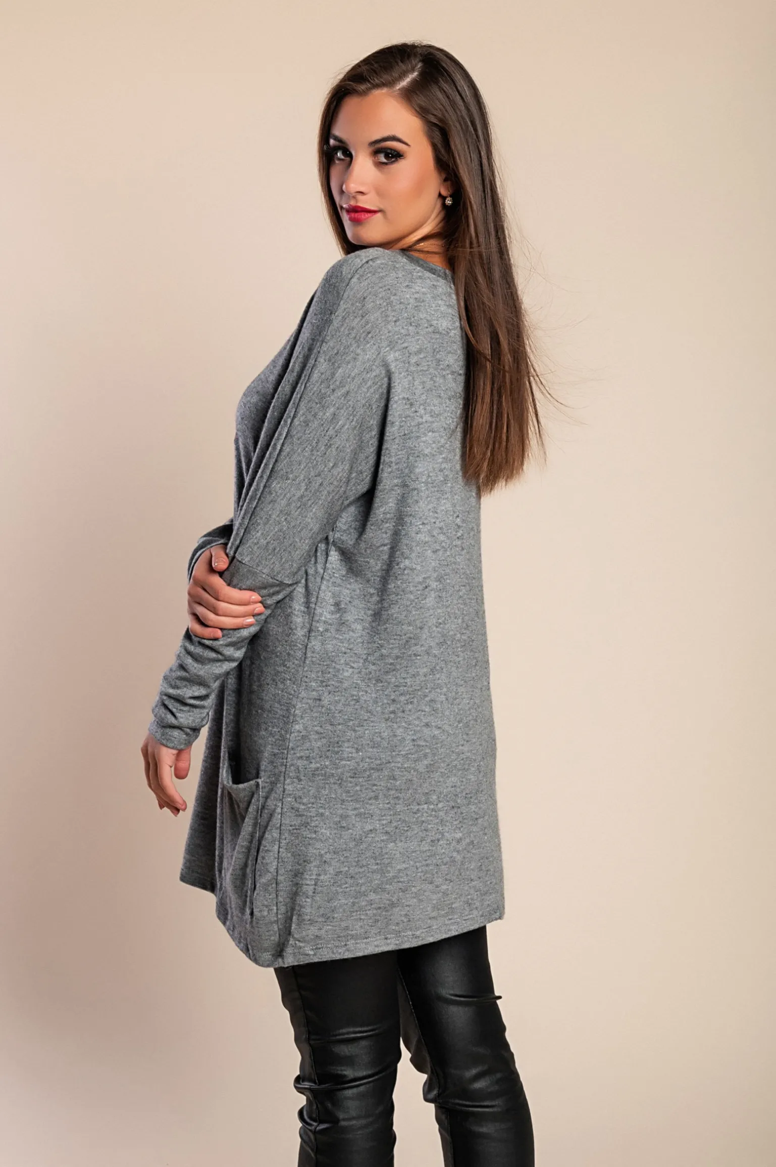 TUNICA A MANICHE LUNGHE, STAMPO ALLA MODA E TASCHE SIONA, GRIGIO
