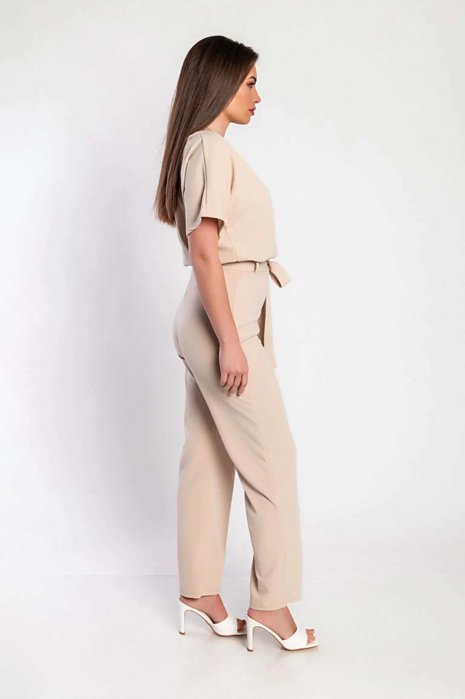 Tuta fashion con pantaloni lunghi ampi e maniche corte Nelia, albicocca