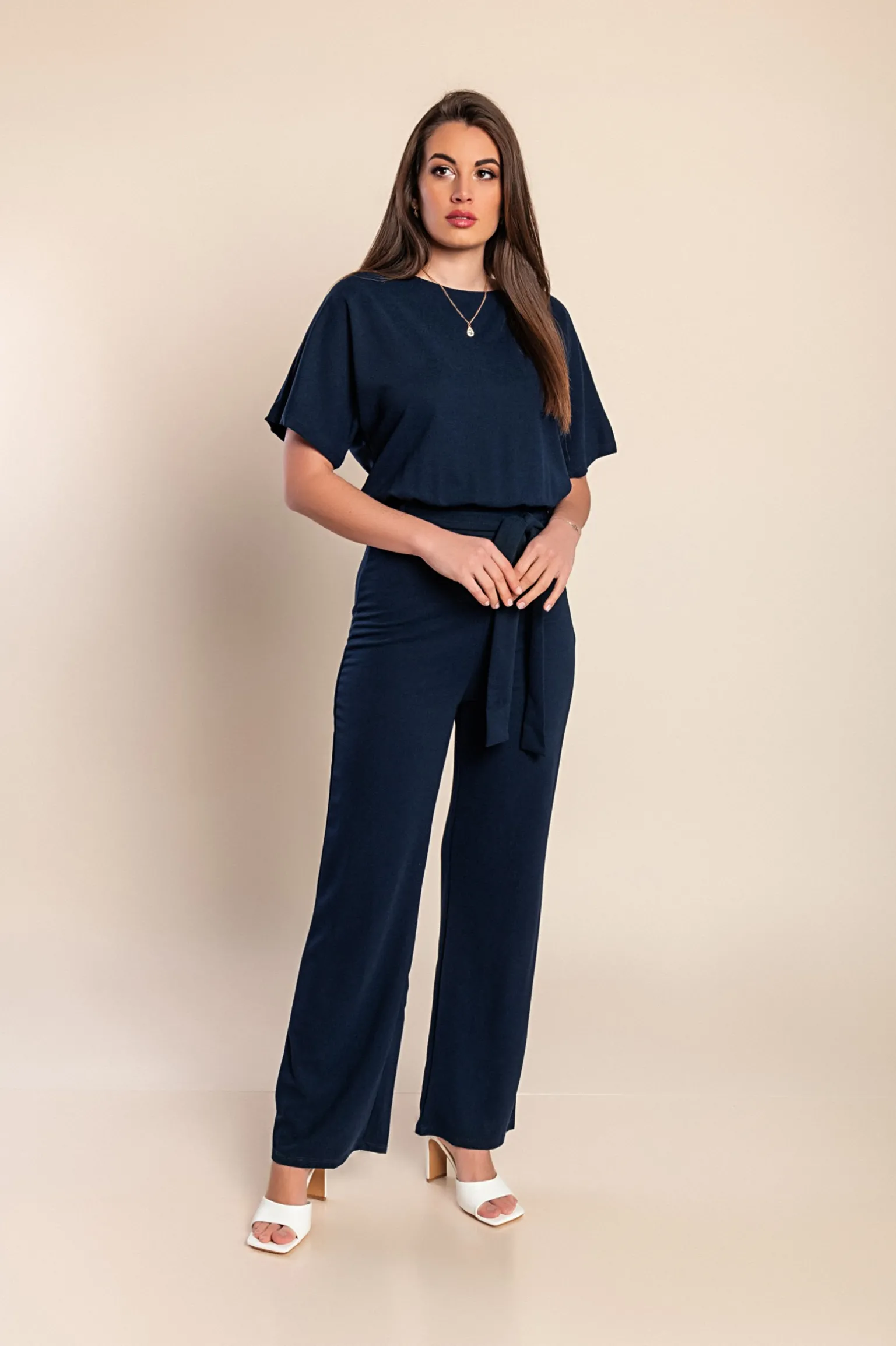 Tuta fashion con pantaloni lunghi ampi e maniche corte Nelia, blu scuro
