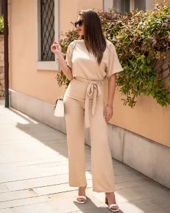 Tuta fashion con pantaloni lunghi ampi e maniche corte Nelia, albicocca