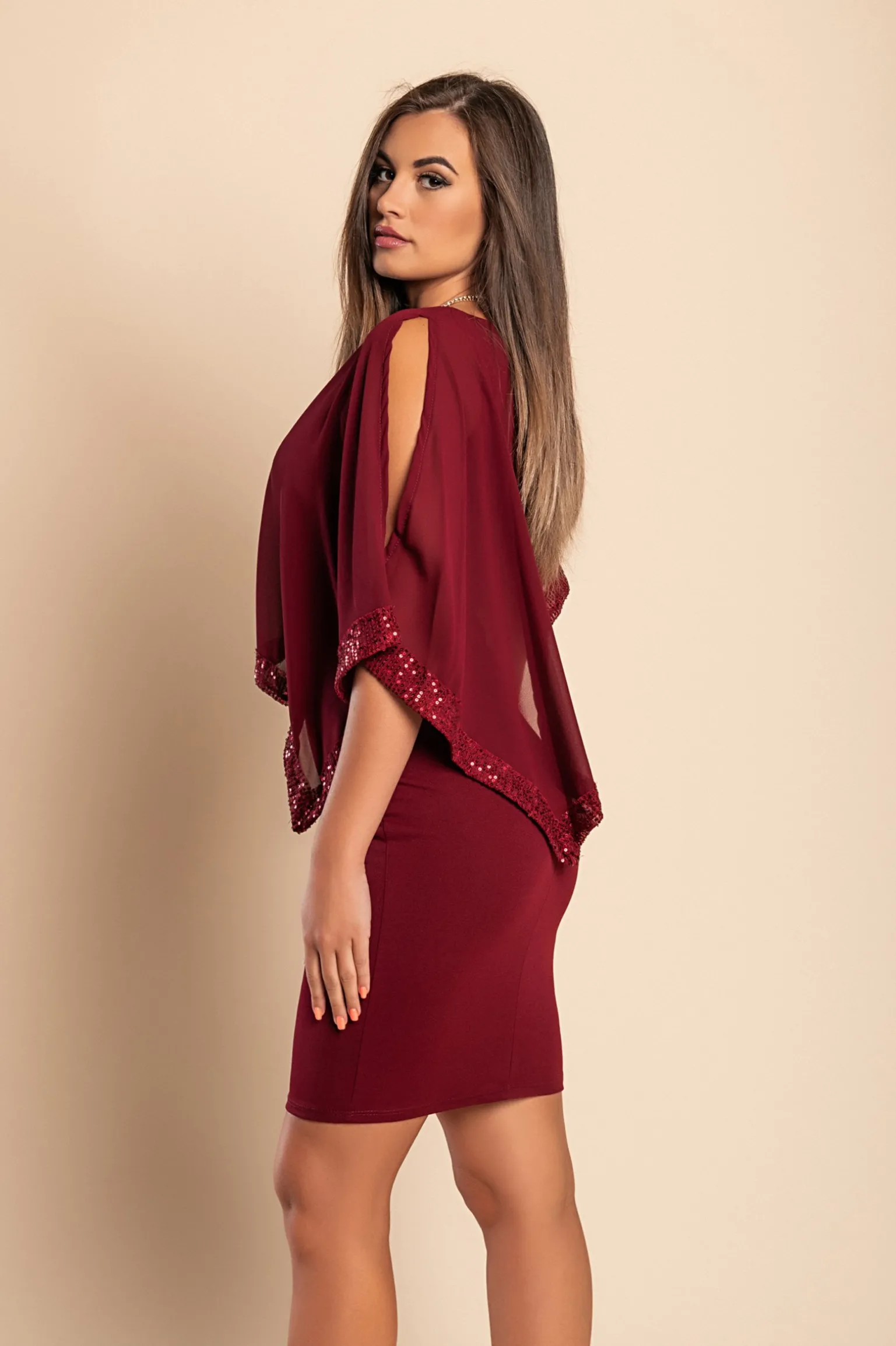Vestito elegante con mantellina Arlet, bordo